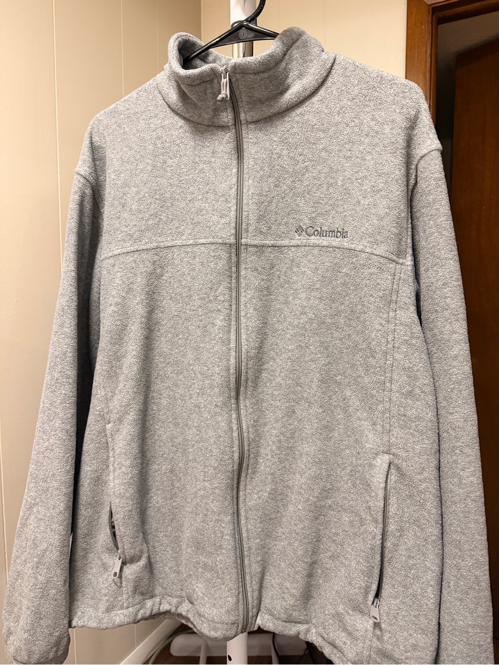 Columbia Men's Light Gray Full-Zip Fleece Jacket